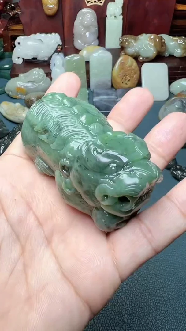 未镶嵌和田玉把件-