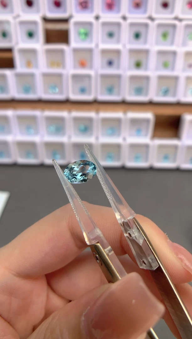 未镶嵌裸石定制海蓝宝石1.65ct 圣玛 01013