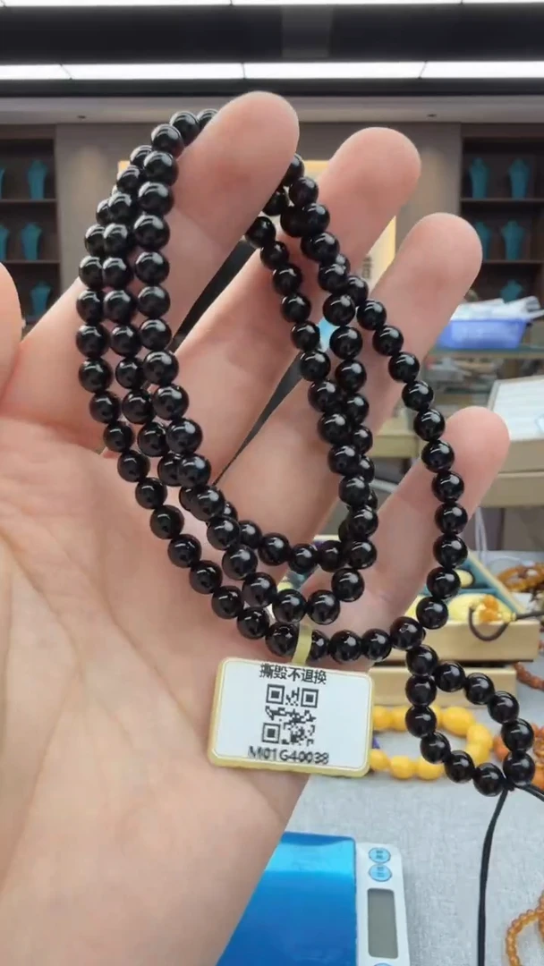 未镶嵌颈饰琥珀224秒拍号 假一罚三