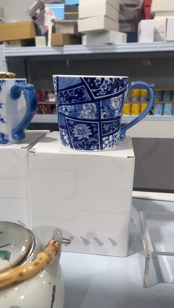 杯子骨瓷S****y（原盒）马克杯一个