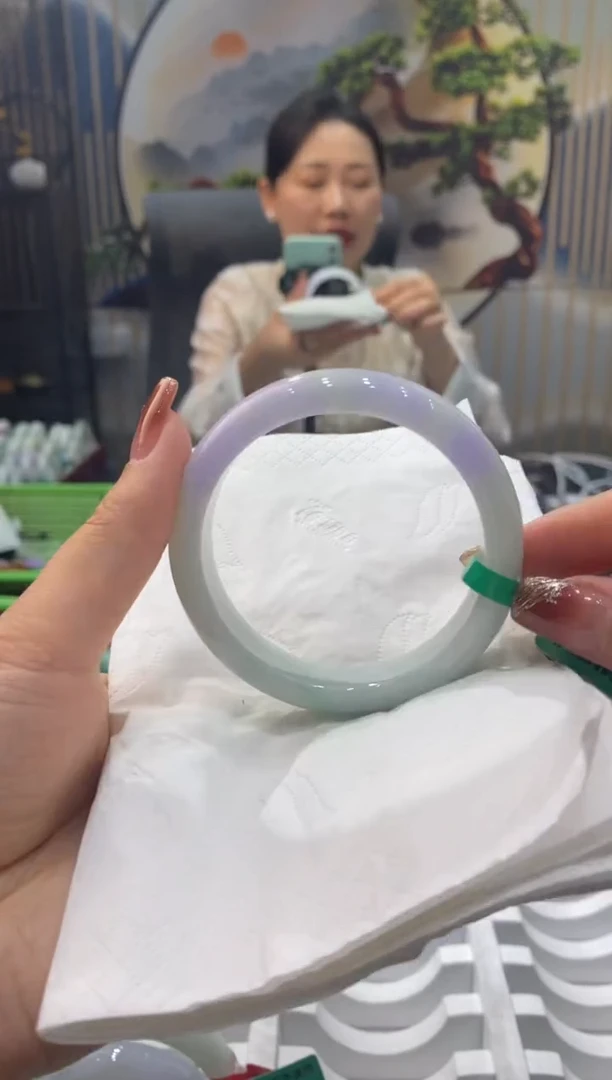 【闪购商品】翡翠手镯未镶嵌00007806