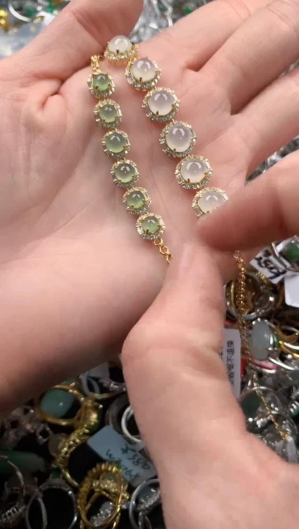 银S925镶嵌戒指翡翠888       6