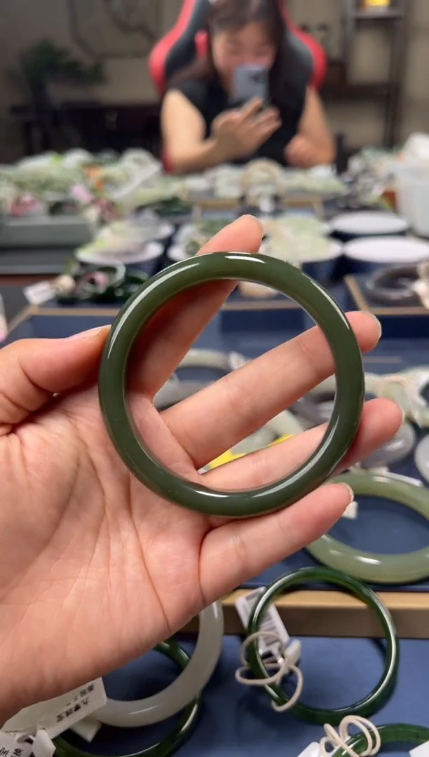 和田玉手镯未镶嵌13【柚子来啦】和田玉拍一发一63