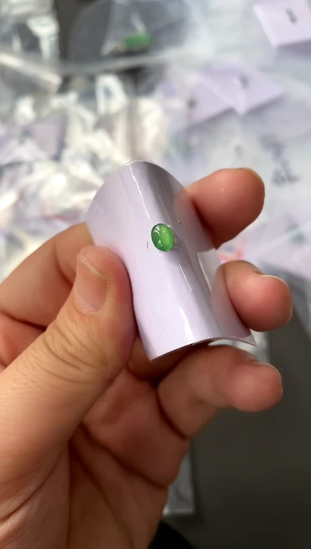 【闪购商品】定制翡翠未镶嵌蛋面