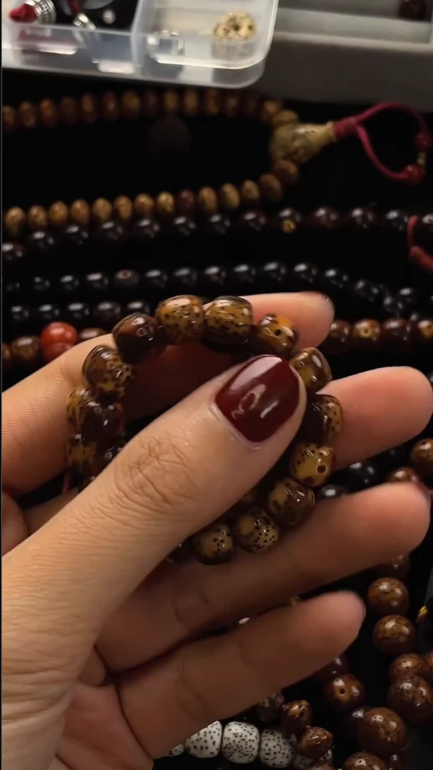 手串星月菩提精工级花皮桶珠8*7手串