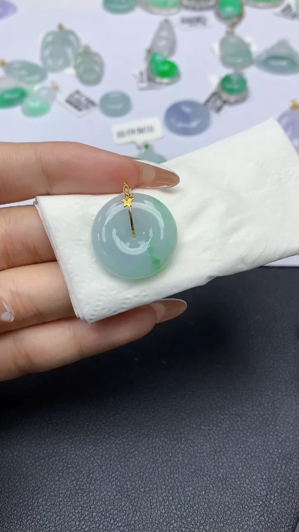 颈饰18K金镶嵌翡翠天然缅甸a货翡翠百元以上9元证书费自理