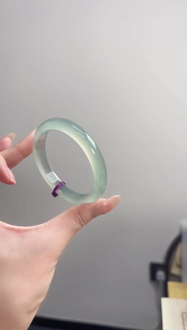 玛瑙/玉髓手镯未镶嵌57-58圈 需要包容