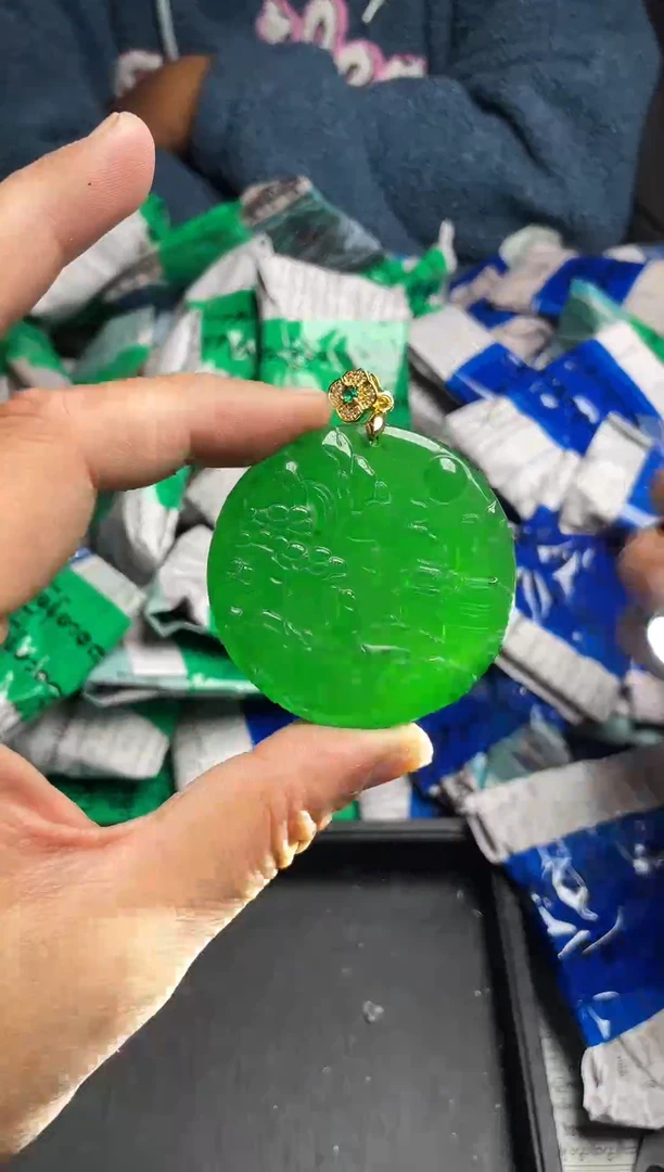 强子收货时尚吊坠Y-34