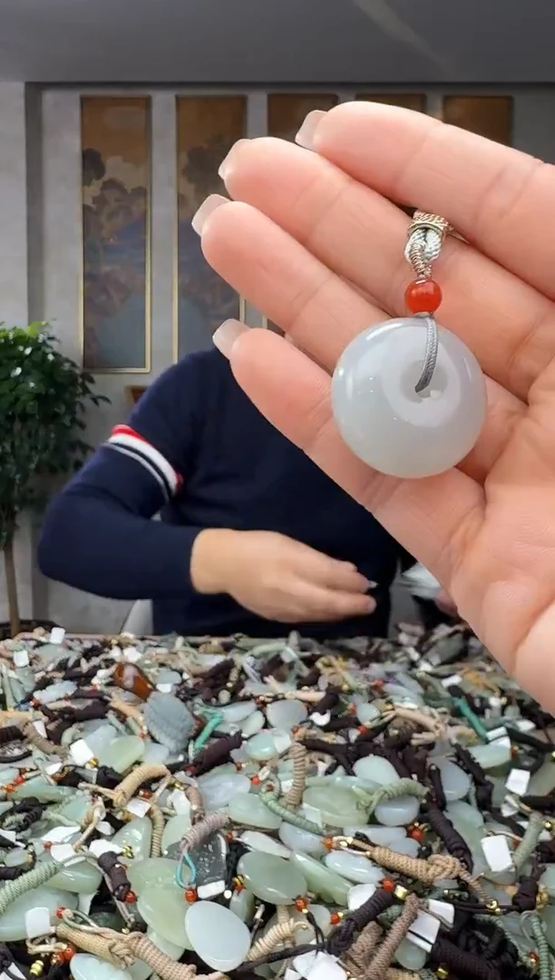 颈饰未镶嵌和田玉拍一发一多样性发货