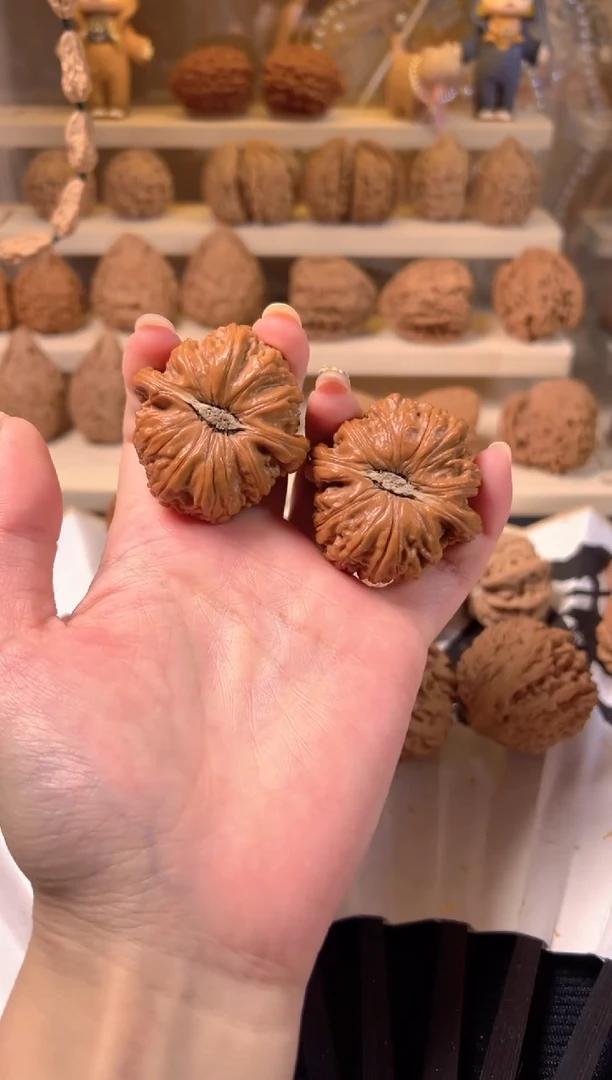 手串/手链核桃风**、全品42尺白狮子卡姿兰