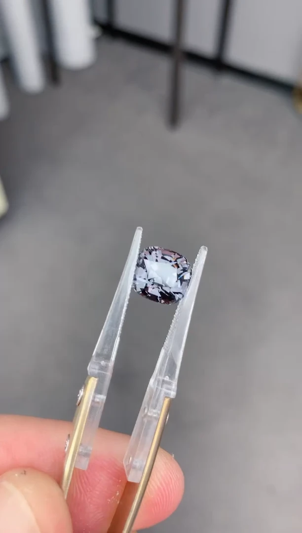 裸石尖晶石4.7ct 金属灰尖晶石
