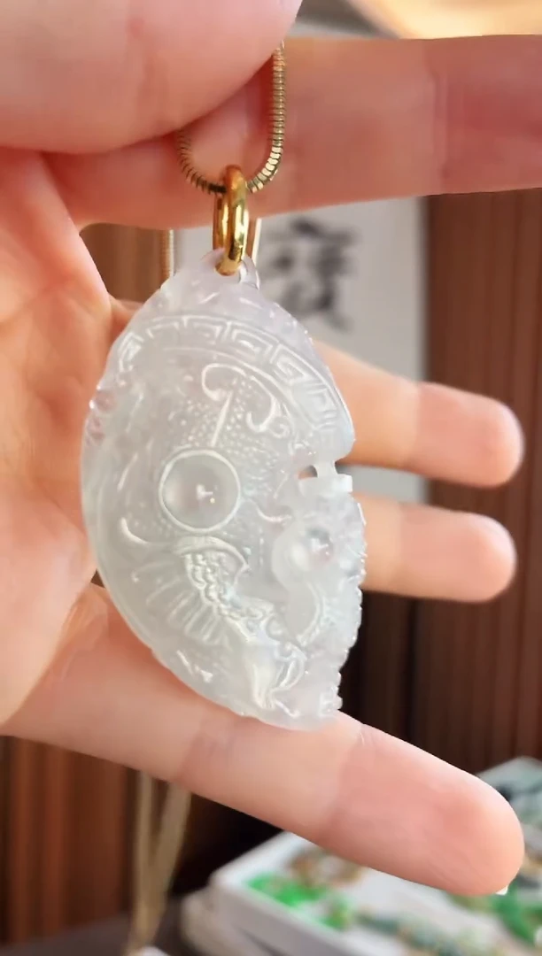 翡翠18K金镶嵌吊坠(不含链)吊坠