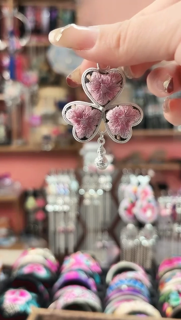 艺枝独绣手工饰品236