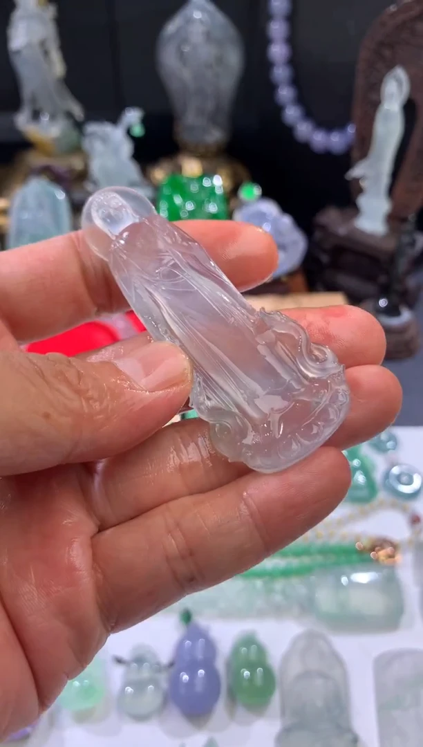 吊坠(不含链)未镶嵌翡翠天然翡翠吊坠