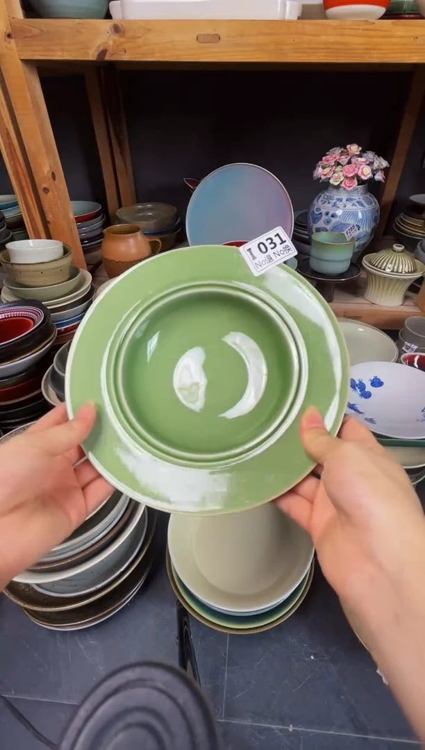 瓷片y**gi031豆青草帽盘福利