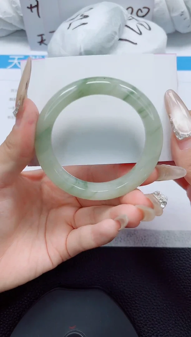 未镶嵌手镯石英质玉28-51/52