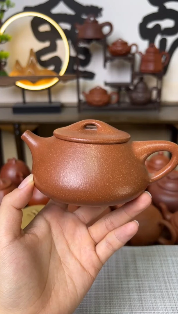 茶壶段泥黄降坡景州石瓢壶260CC