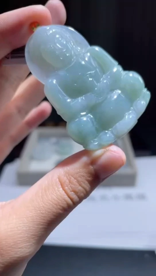 18K金镶嵌挂件翡翠翡翠A货