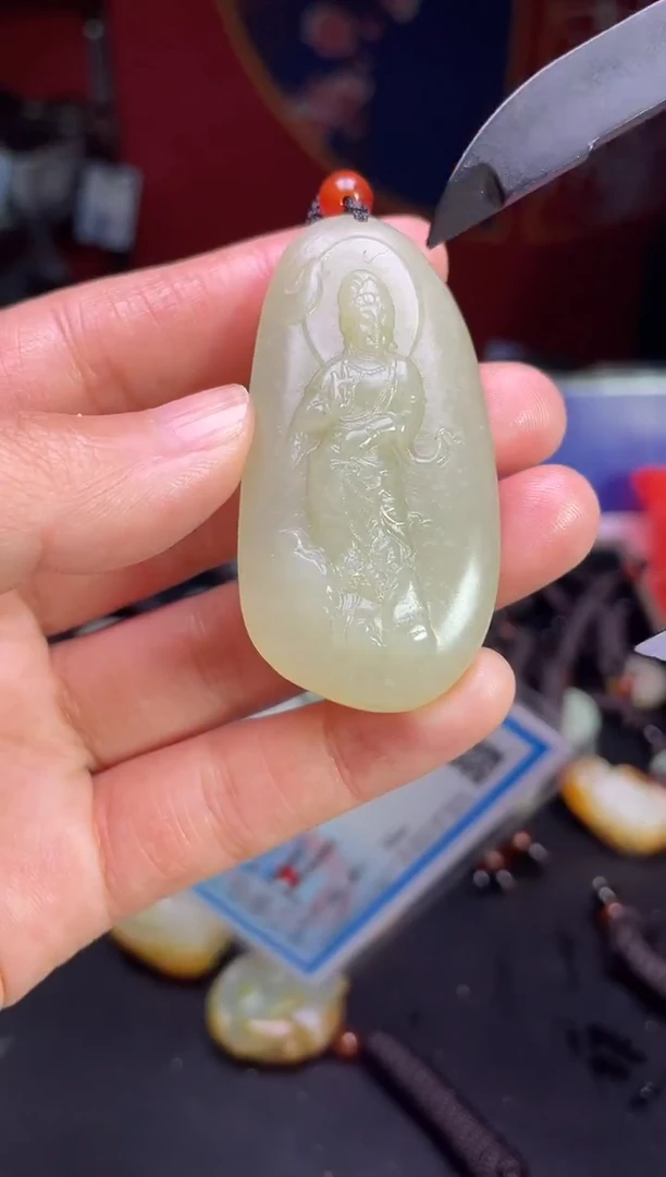 颈饰未镶嵌和田玉1