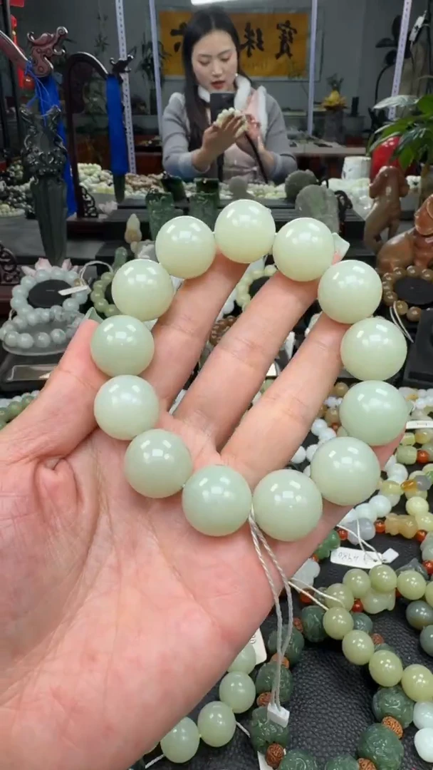 未镶嵌手串和田玉新疆且末高青白卡18