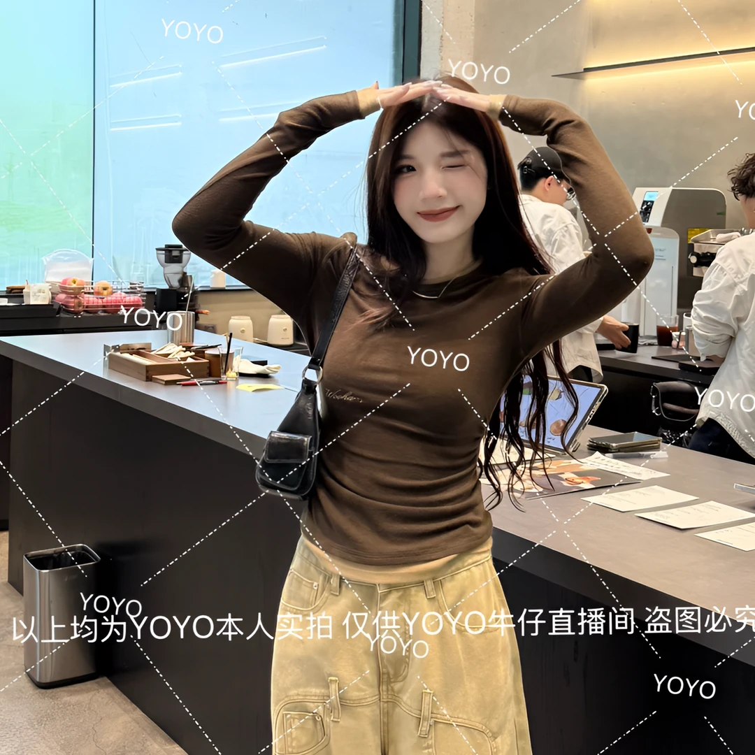 YOYO自制【撞色刺绣】早秋款显瘦长袖辣妹修身打底外穿上衣