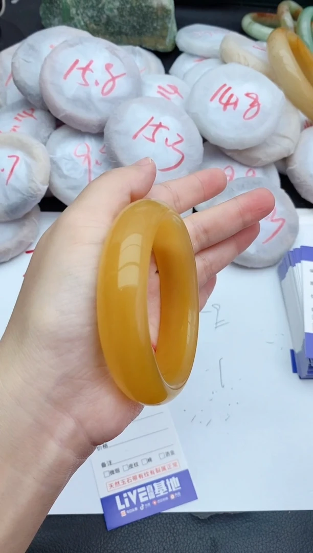 未镶嵌手镯石英质玉336+61/62