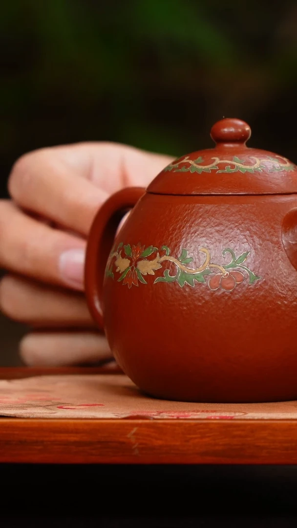 茶壶紫砂龙蛋 20目大红袍 刻绘