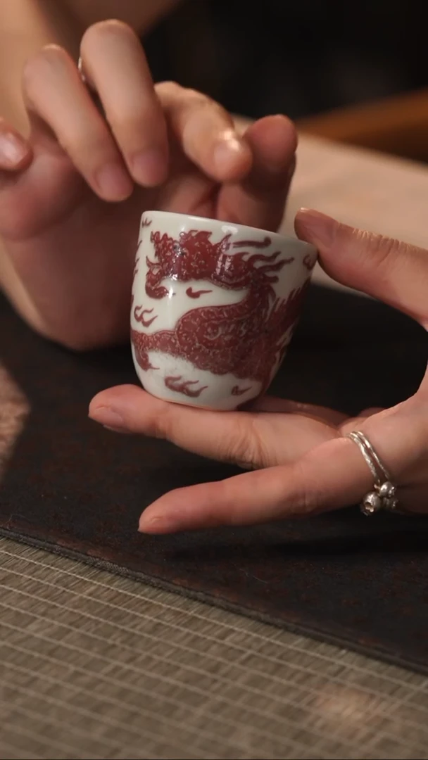 善见堂杨老师自留款釉里红主人杯