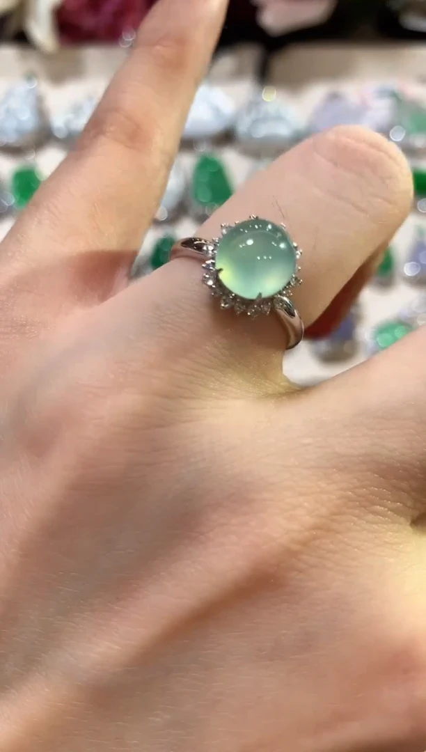 18K金镶嵌戒指翡翠z12