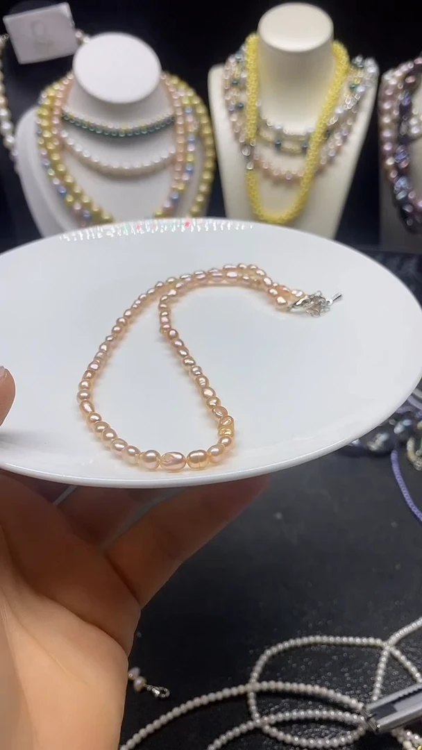 淡水珍珠未镶嵌颈饰多人