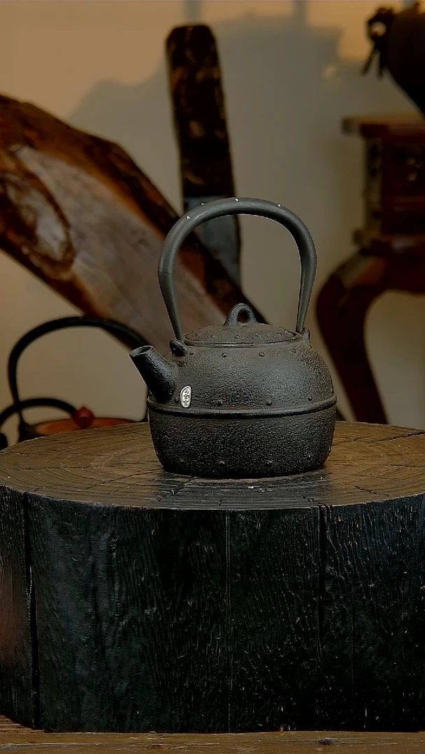 别看我人不正经。壶，正儿八经！！