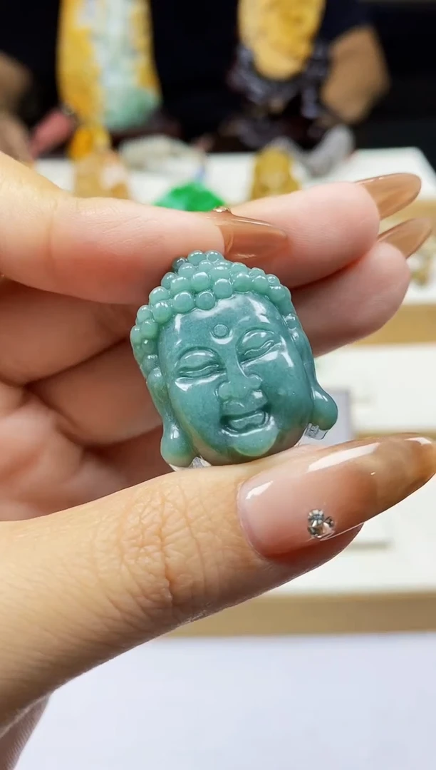 颈饰未镶嵌翡翠翡翠A货