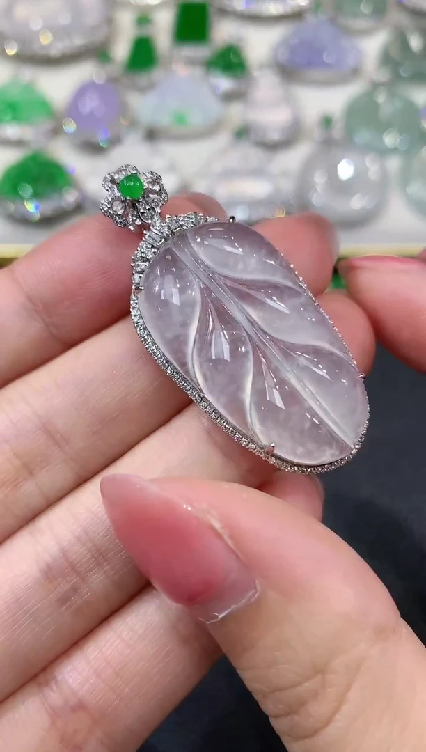 吊坠(不含链)18K金镶嵌翡翠A74