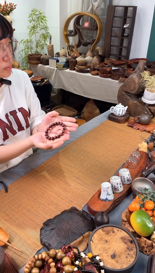 紫檀手串     福利