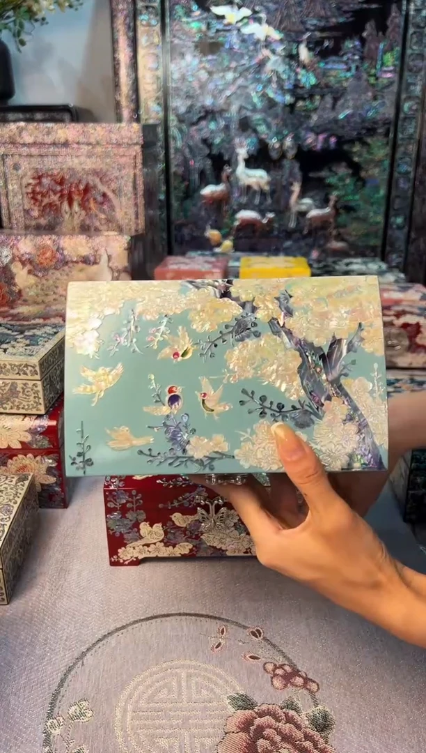 按扣绒布底·弘贝雅螺钿漆器文化馆