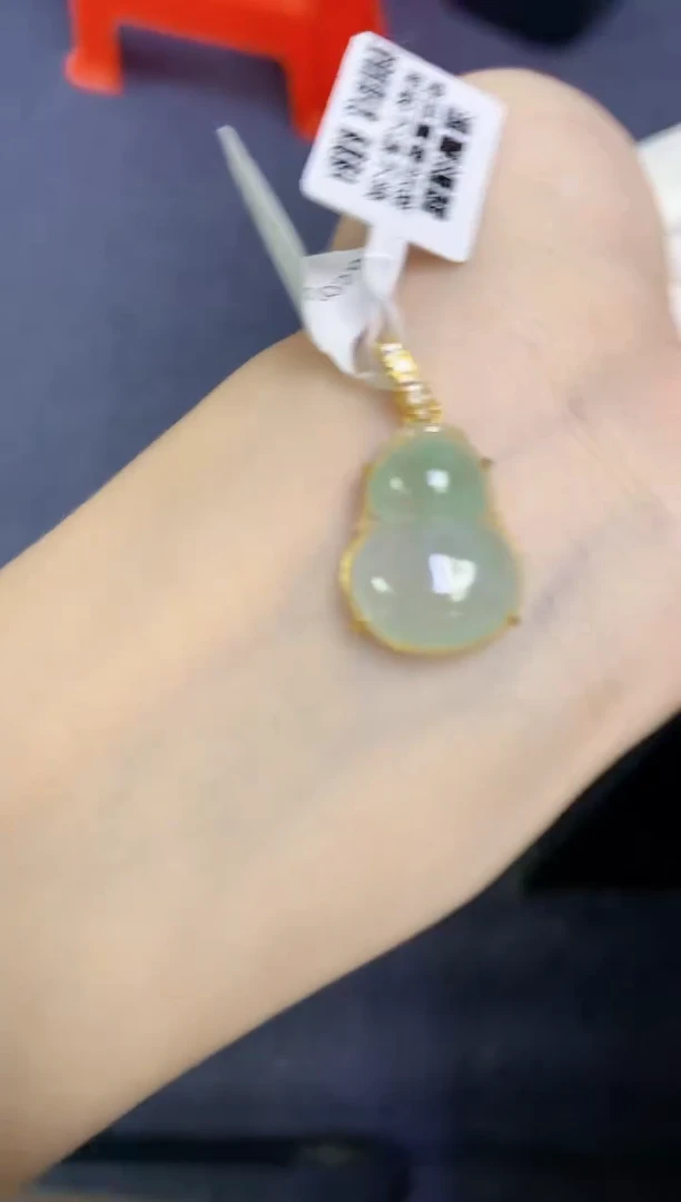 颈饰未镶嵌翡翠天然缅甸翡翠A货多样性发一件