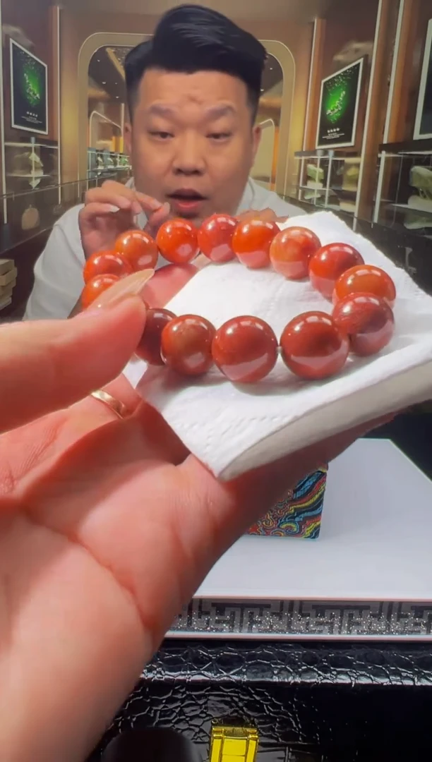 翡翠未镶嵌颈饰0147573170