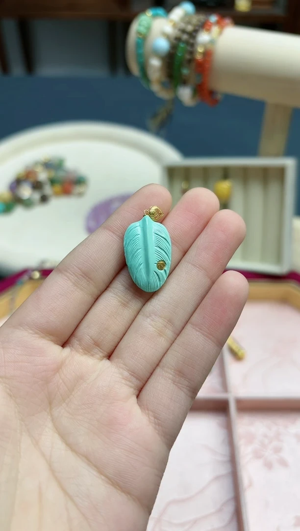 【闪购商品】绿松石吊坠18K金镶嵌18k金松石羽毛吊坠*1 XSQ赠链