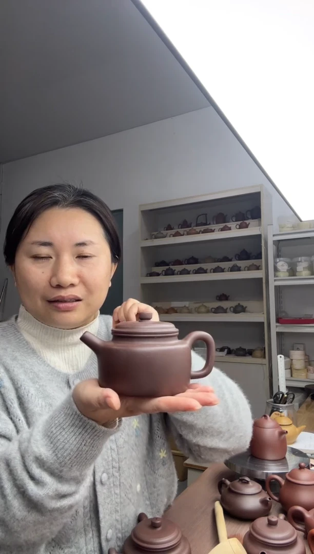 茶壶底槽青世**源德钟240cc（原矿四号井底槽清）