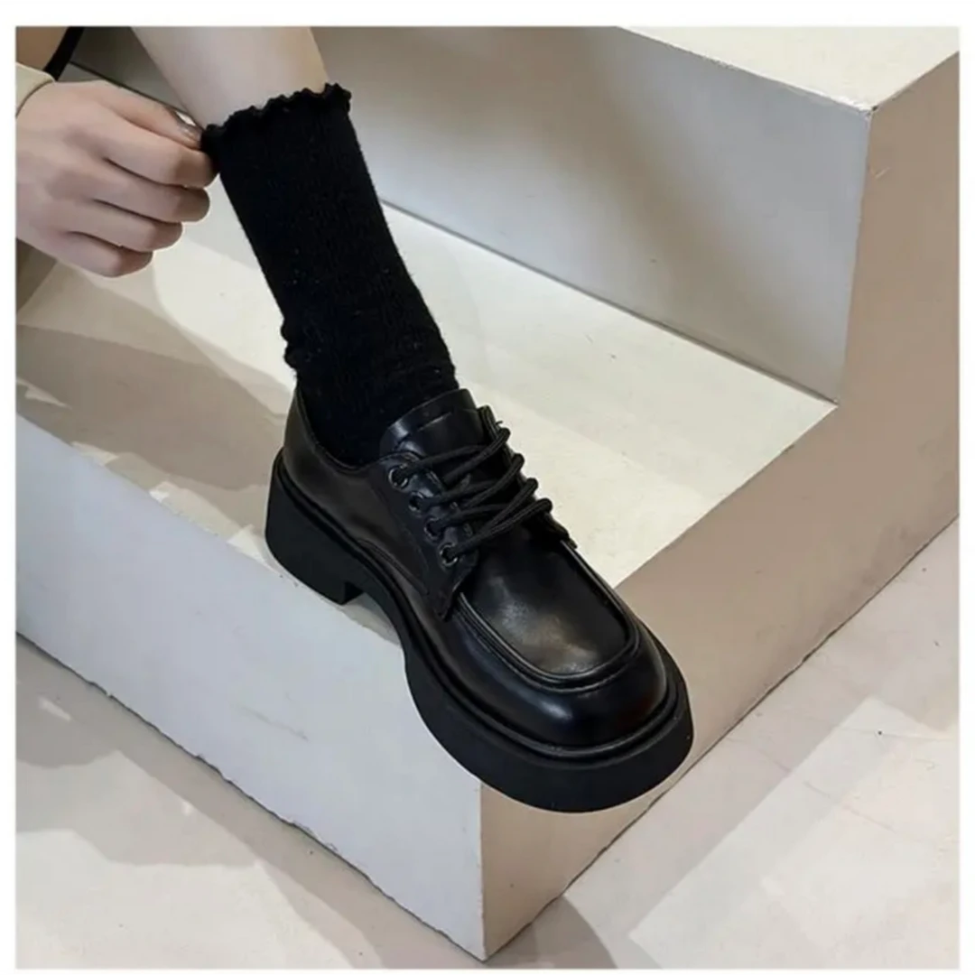 厚底英伦风女小皮鞋2025年春秋季新款百搭系带黑色乐福鞋
