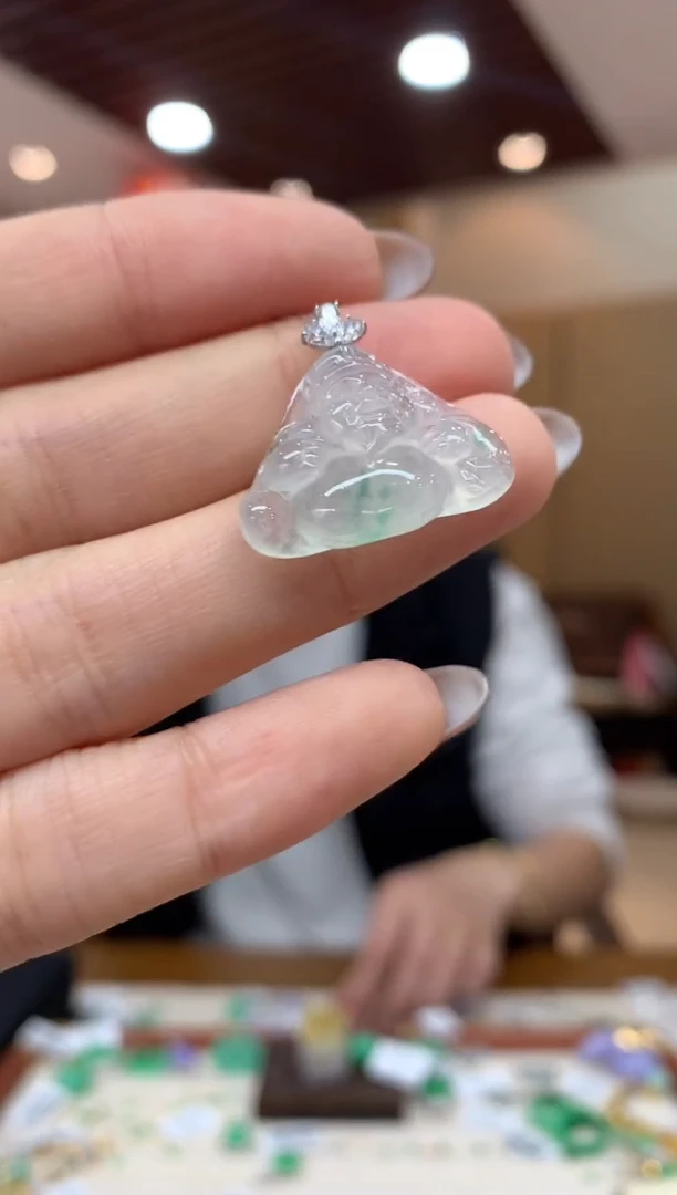 吊坠(不含链)18K金镶嵌翡翠佛公