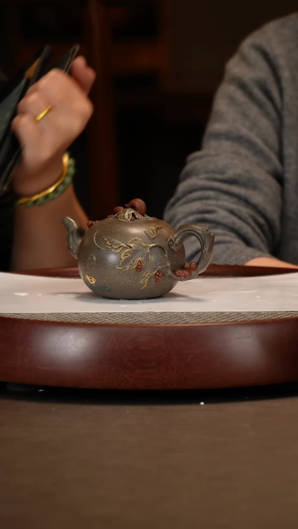 【闪购商品】紫砂茶壶小松鼠葡萄+桑黎兵松鼠葡萄杯+松鼠葡萄画