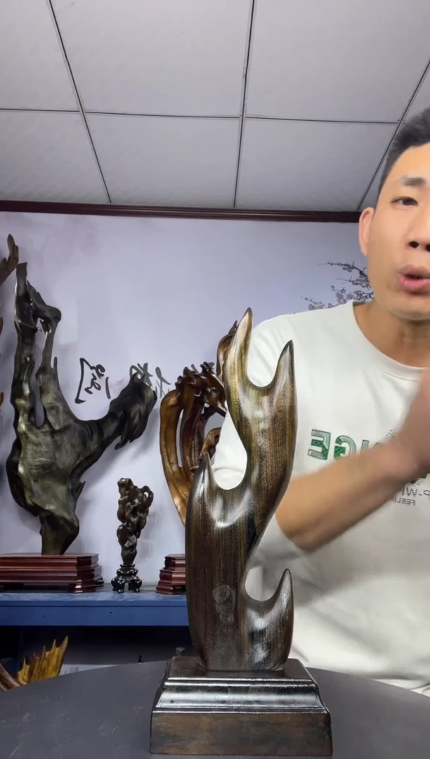 金丝楠木雕款胡*鬼金丝楠木工艺品摆件