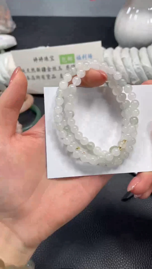 未镶嵌手镯石英质玉是**呀多样性发货，拍一发一