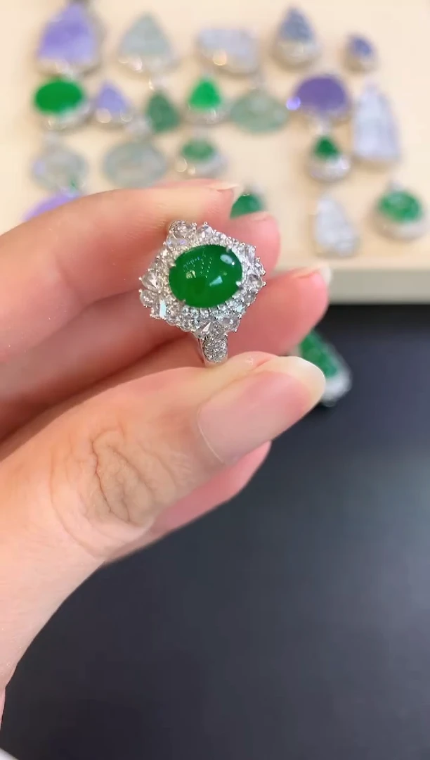 翡翠戒指18K金镶嵌b139