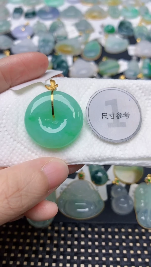 颈饰18K金镶嵌翡翠天然缅甸A货翡翠
