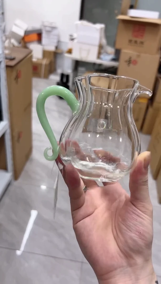 禾器蔓妍茶海青玉色 送福容佰享杯青玉两只