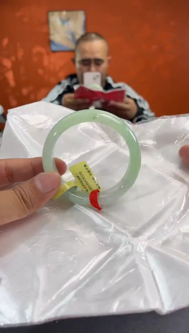 未镶嵌手镯翡翠4  54