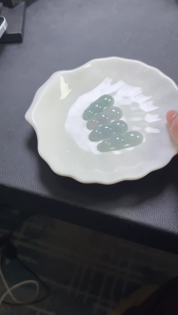 未镶嵌挂件翡翠多样性发一件R703118