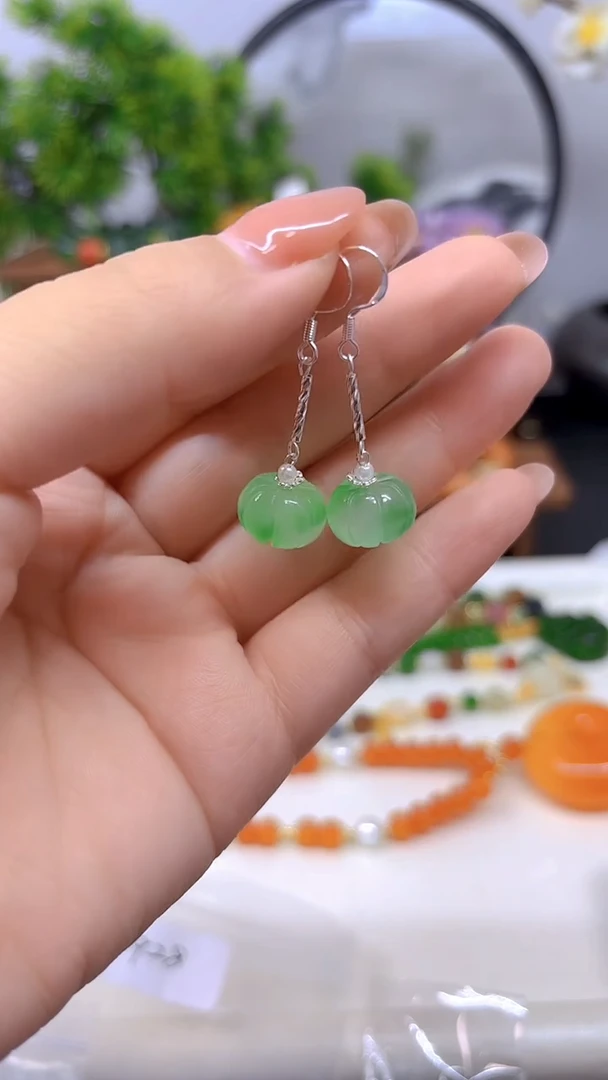 银S925镶嵌翡翠耳饰E928